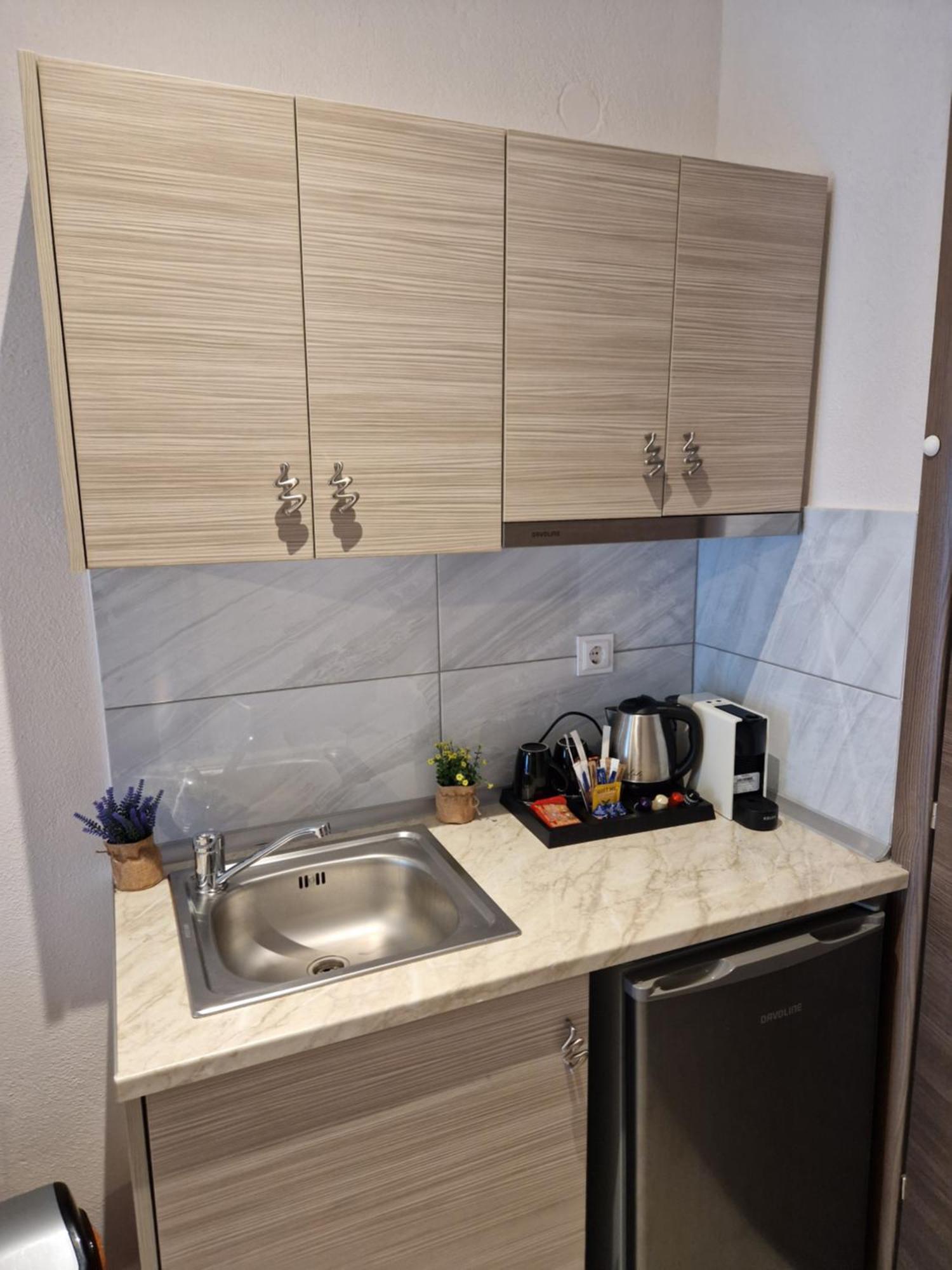 Nigdeli Studios Stavros  Cameră foto